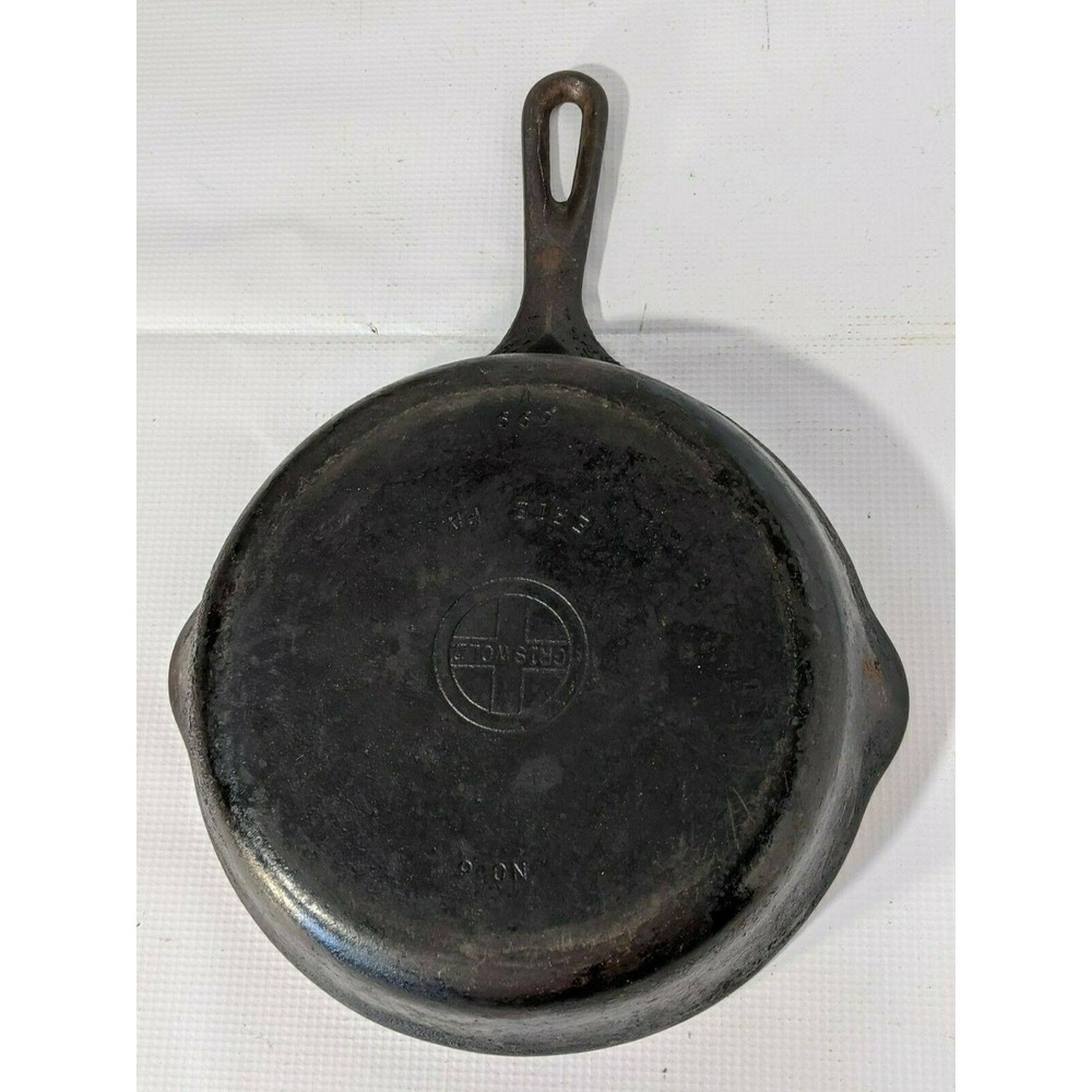 No. 6 Griswold Erie PA Cast Iron Skillet Smooth Bottom Logo 699 V